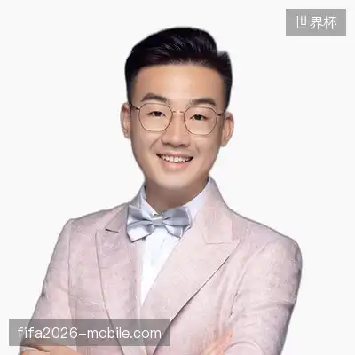 何博成